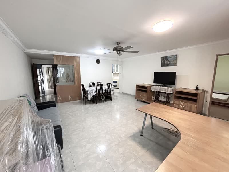 661C Jurong West Street 64, 661C Jurong West Street 64, 3 Bedrooms, 1,184 sqft, HDB Flat For Rent, by Anthony Lee, 500124307 - Living Room - PropertyGuru.com.sg