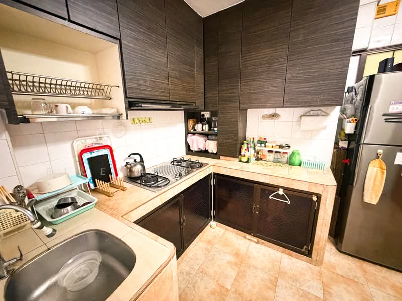 289G Bukit Batok Street 25, 289G Bukit Batok Street 25, 3 Bedrooms, 1,097 sqft, HDB Flat For Sale, by CLARENCE LIANG, 500124308 - Kitchen - PropertyGuru.com.sg