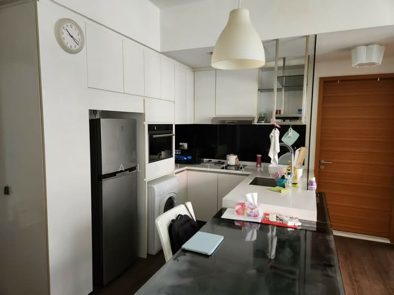 Woodhaven, 77 Woodgrove Avenue, 1 Bedroom, 624 sqft, Condominium For Sale, by Alan Tian, 500124326 - Kitchen - PropertyGuru.com.sg