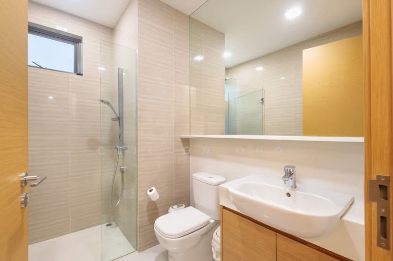 The Skywoods, 5 Dairy Farm Heights, 3 Bedrooms, 1,012 sqft, Condominium For Sale, by Clifton Ong, 500124332 - Bathroom - PropertyGuru.com.sg