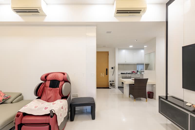 The Skywoods, 5 Dairy Farm Heights, 3 Bedrooms, 1,012 sqft, Condominium For Sale, by Clifton Ong, 500124332 - Living Room - PropertyGuru.com.sg