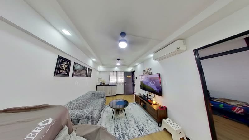 448 Jurong West Street 42, 448 Jurong West Street 42, 2 Bedrooms, 807 sqft, HDB Flat For Sale, by Alvin Toh, 500124336 - Living Room - PropertyGuru.com.sg