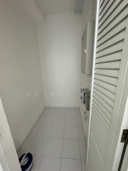 Ripple Bay, 4 Pasir Ris Link, 3 Bedrooms, 1,076 sqft, Condominium For Rent, by Ng Wai Wai, 500124342 - Helper/Storeroom - PropertyGuru.com.sg