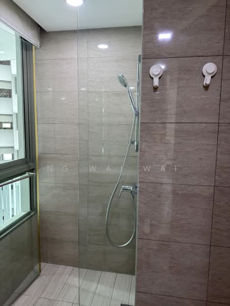 Ripple Bay, 4 Pasir Ris Link, 3 Bedrooms, 1,076 sqft, Condominium For Rent, by Ng Wai Wai, 500124342 - Master Bathroom - PropertyGuru.com.sg