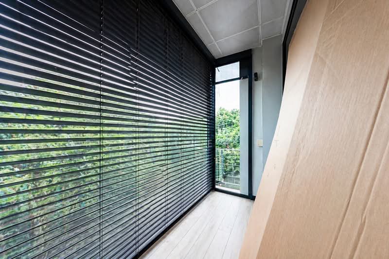 Westwood Residences EC, 180 Westwood Avenue, 3 Bedrooms, 1,033 sqft, Condominium For Sale, by ADNIX LIU, 500124351 - Balcony - PropertyGuru.com.sg