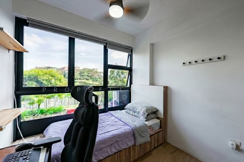Westwood Residences EC, 180 Westwood Avenue, 3 Bedrooms, 1,033 sqft, Condominium For Sale, by ADNIX LIU, 500124351 - Bedroom - PropertyGuru.com.sg