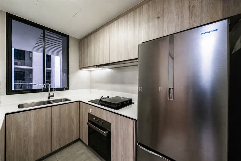 Westwood Residences EC, 180 Westwood Avenue, 3 Bedrooms, 1,033 sqft, Condominium For Sale, by ADNIX LIU, 500124351 - Kitchen - PropertyGuru.com.sg