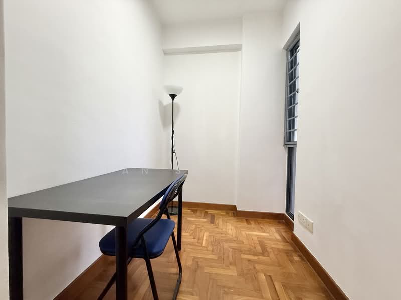 Regentville, 2 Hougang Street 92, 3 Bedrooms, 980 sqft, Condominium For Rent, by Tan Shin Ee, 500124365 - Study - PropertyGuru.com.sg