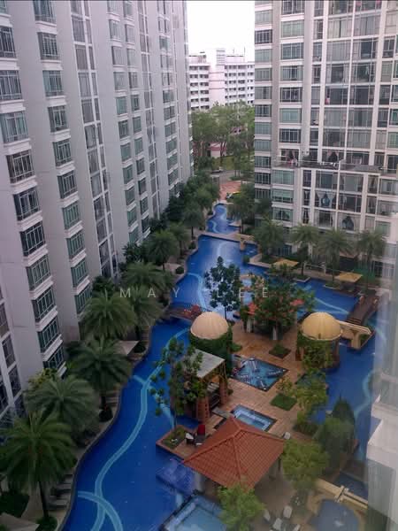The Lakeshore, 31 Jurong West Street 41, 3 Bedrooms, 1,119 sqft, Condominium For Rent, by May Lee, 500124382 - Pool - PropertyGuru.com.sg