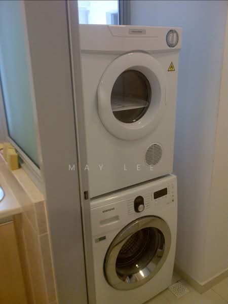 The Lakeshore, 31 Jurong West Street 41, 3 Bedrooms, 1,119 sqft, Condominium For Rent, by May Lee, 500124382 - PropertyGuru.com.sg