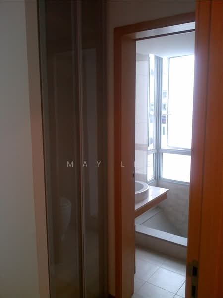 The Lakeshore, 31 Jurong West Street 41, 3 Bedrooms, 1,119 sqft, Condominium For Rent, by May Lee, 500124382 - PropertyGuru.com.sg