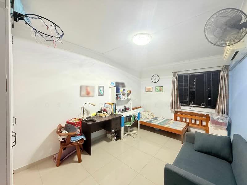 784 Yishun Avenue 2, 784 Yishun Avenue 2, 3 Bedrooms, 1,130 sqft, HDB Flat For Sale, by Jose Loh Zhenhao, 500124393 - Study - PropertyGuru.com.sg