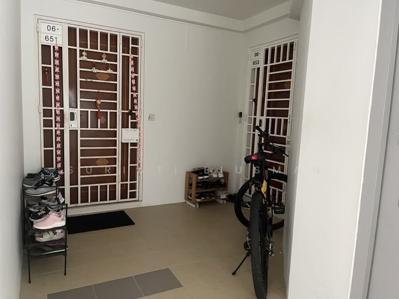 632A Punggol Drive, 632A Punggol Drive, 3 Bedrooms, 980 sqft, HDB Flat For Sale, by Suriati Liusman, 500124395 - Entrance - PropertyGuru.com.sg