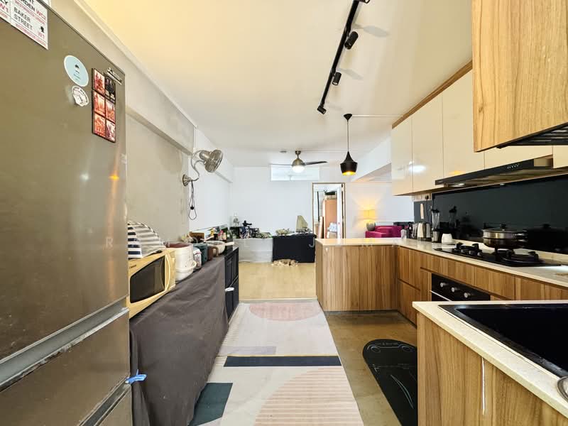 866 Tampines Street 83, 866 Tampines Street 83, 3 Bedrooms, 1,119 sqft, HDB Flat For Sale, by Ramdali Jumali, 500124399 - Kitchen - PropertyGuru.com.sg