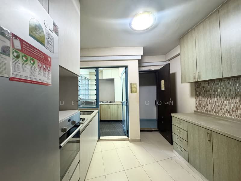 468B Admiralty Drive, 468B Admiralty Drive, 4 Bedrooms, 1,475 sqft, HDB Flat For Rent, by Desrina Goh, 500124405 - Kitchen - PropertyGuru.com.sg