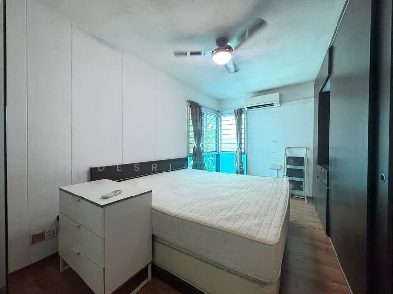 468B Admiralty Drive, 468B Admiralty Drive, 4 Bedrooms, 1,475 sqft, HDB Flat For Rent, by Desrina Goh, 500124405 - Master Bedroom - PropertyGuru.com.sg