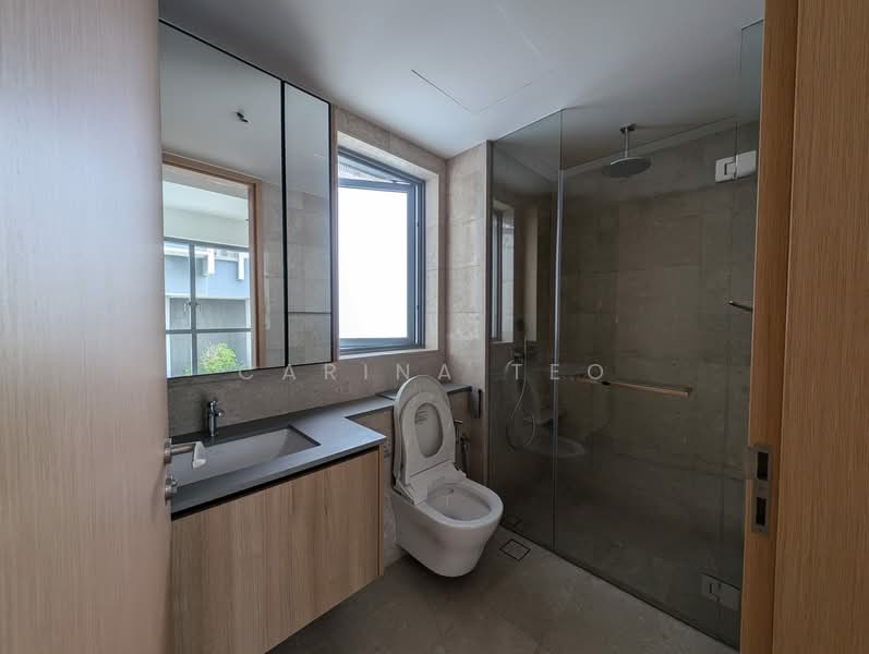 One Holland Village Residences, 5 Holland Village Way, 2 Bedrooms, 797 sqft, Condominium For Sale, by Carina Teo, 500124409 - Bathroom - PropertyGuru.com.sg