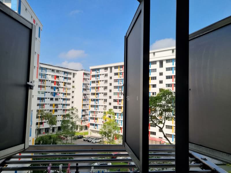 948 Jurong West Street 91, 948 Jurong West Street 91, 3 Bedrooms, 1,108 sqft, HDB Flat For Sale, by R Susi, 500124423 - Exterior - PropertyGuru.com.sg