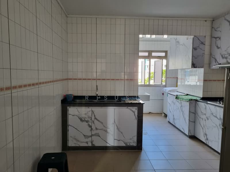 948 Jurong West Street 91, 948 Jurong West Street 91, 3 Bedrooms, 1,108 sqft, HDB Flat For Sale, by R Susi, 500124423 - Kitchen - PropertyGuru.com.sg