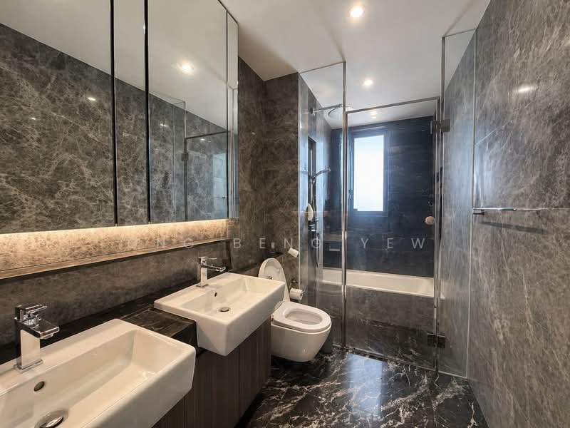 💎💎💎Timeless Landed Living • Prime Enclave💎💎💎, Seletar Green / Ang Mo Kio, 5 Bedrooms, 4,453 sqft, Semi-Detached House For Sale, by Ong Beng Yew, 500124437 - Bathroom - PropertyGuru.com.sg