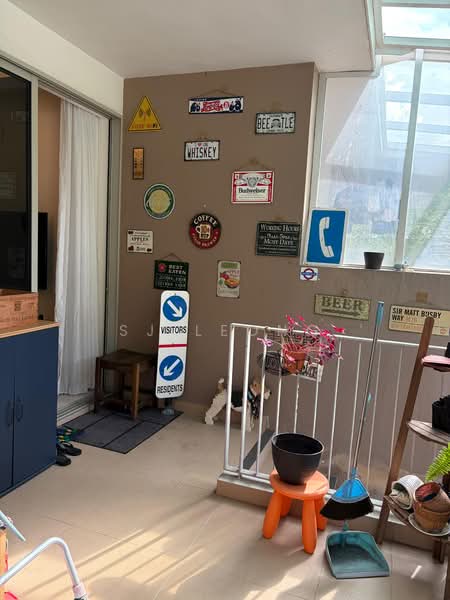 Sea Esta, 20 Pasir Ris Link, 2 Bedrooms, 636 sqft, Condominium For Rent, by SJ Leong, 500124440 - Balcony - PropertyGuru.com.sg