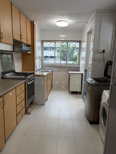 621 Bedok Reservoir Road, 621 Bedok Reservoir Road, 3 Bedrooms, 1,301 sqft, HDB Flat For Rent, by Josephine Lim, 500124442 - Kitchen - PropertyGuru.com.sg