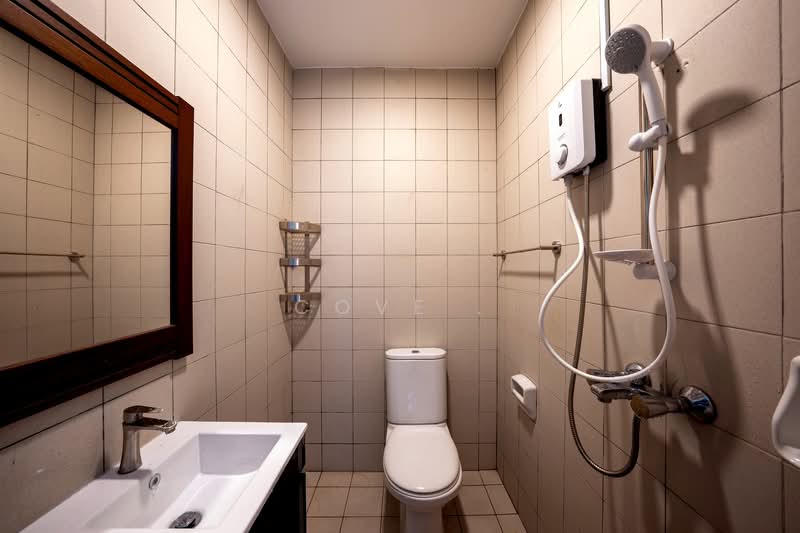 Oleanas Residences, 42 Kim Yam Road, Room Rental, 129 sqft, Condominium For Rent, by Cove, 500124450 - Bathroom - PropertyGuru.com.sg