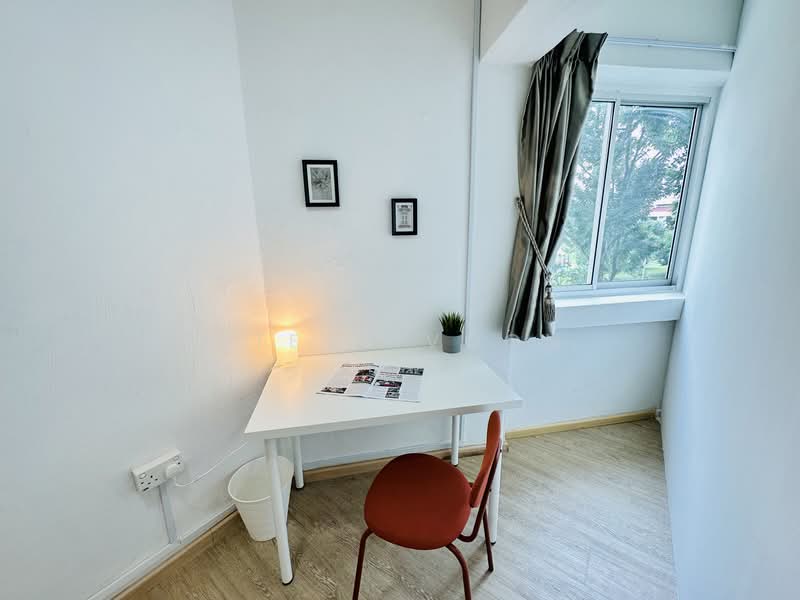 Ivory Heights, 122 Jurong East Street 13, Room Rental, 120 sqft, Condominium For Rent, by Steve Voon, 500124461 - R5 Study - PropertyGuru.com.sg
