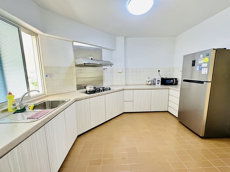 Ivory Heights, 122 Jurong East Street 13, Room Rental, 120 sqft, Condominium For Rent, by Steve Voon, 500124461 - Kitchen - PropertyGuru.com.sg