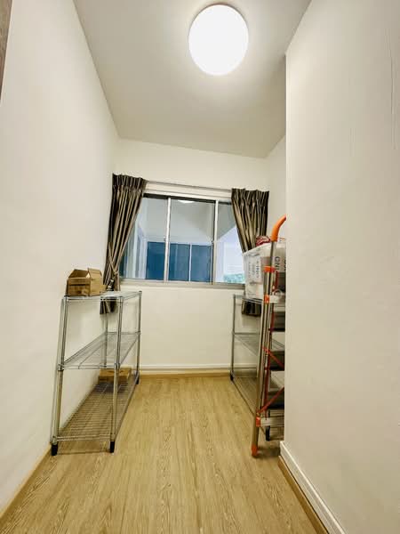 Ivory Heights, 122 Jurong East Street 13, Room Rental, 120 sqft, Condominium For Rent, by Steve Voon, 500124461 - Interior - PropertyGuru.com.sg