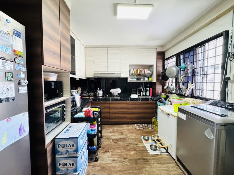 496B Tampines Street 43, 496B Tampines Street 43, 3 Bedrooms, 1,356 sqft, HDB Flat For Sale, by Ramdali Jumali, 500124464 - Kitchen - PropertyGuru.com.sg