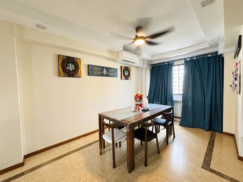 496B Tampines Street 43, 496B Tampines Street 43, 3 Bedrooms, 1,356 sqft, HDB Flat For Sale, by Ramdali Jumali, 500124464 - Dining Room - PropertyGuru.com.sg