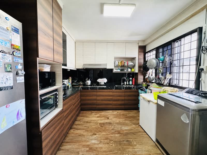 496B Tampines Street 43, 496B Tampines Street 43, 3 Bedrooms, 1,356 sqft, HDB Flat For Sale, by Ramdali Jumali, 500124464 - Kitchen - PropertyGuru.com.sg