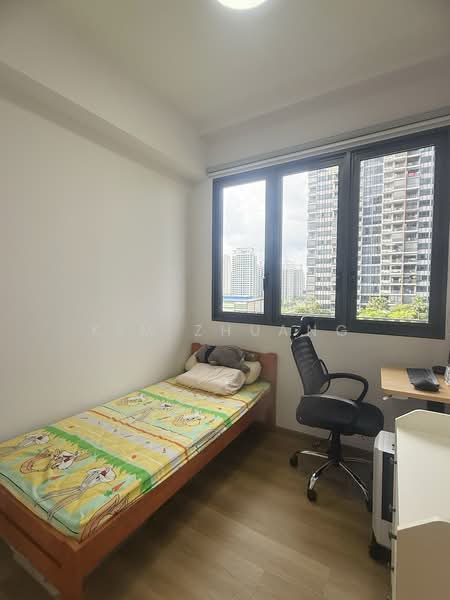 Parc Botannia, 18 Fernvale Street, 2 Bedrooms, 667 sqft, Condominium For Sale, by Kim Zhuang, 500124468 - Bedroom - PropertyGuru.com.sg