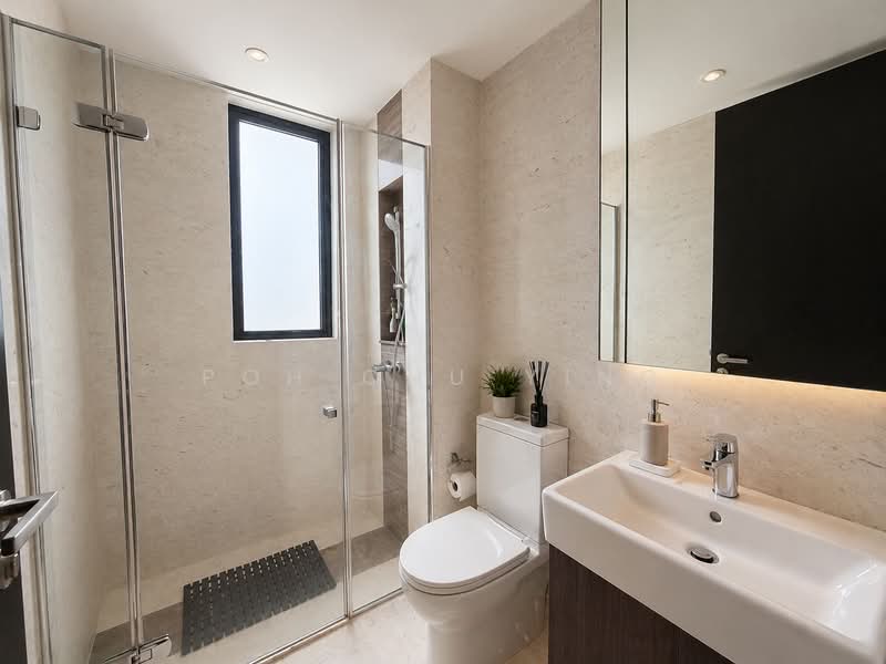 💥💥💥Prestigious Landed Living in Seletar💥💥💥, Serangoon North / Hougang Ave, 5 Bedrooms, 4,453 sqft, Semi-Detached House For Sale, by Poh Chu Ying, 500124488 - Bathroom - PropertyGuru.com.sg