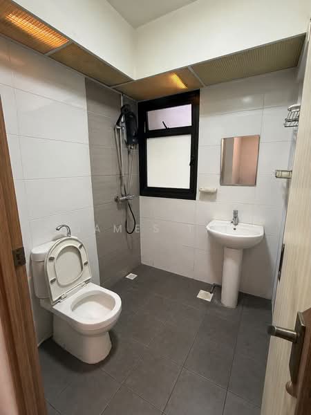 457B Sengkang West Road, 457B Sengkang West Road, 1 Bedroom, 517 sqft, HDB Flat For Sale, by James Tai, 500124510 - Bathroom - PropertyGuru.com.sg