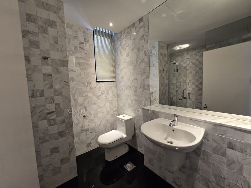 The Colonnade, 82 Grange Road, 3 Bedrooms, 3,993 sqft, Condominium For Rent, by Timothy Christophe, 500124519 - Bathroom - PropertyGuru.com.sg
