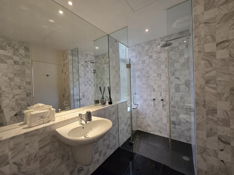 The Colonnade, 82 Grange Road, 3 Bedrooms, 3,993 sqft, Condominium For Rent, by Timothy Christophe, 500124519 - Bathroom - PropertyGuru.com.sg
