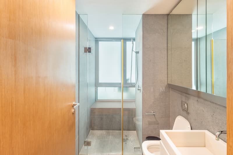 Gilstead TWO, 2 Gilstead Road, 2 Bedrooms, 775 sqft, Condominium For Sale, by Gabriel Lim, 500124520 - Bathroom - PropertyGuru.com.sg
