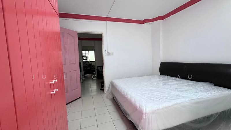 976 Jurong West Street 93, 976 Jurong West Street 93, 3 Bedrooms, 1,302 sqft, HDB Flat For Sale, by Jose Loh Zhenhao, 500124530 - Bedroom - PropertyGuru.com.sg