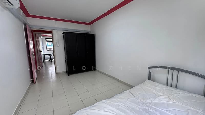 976 Jurong West Street 93, 976 Jurong West Street 93, 3 Bedrooms, 1,302 sqft, HDB Flat For Sale, by Jose Loh Zhenhao, 500124530 - Bedroom - PropertyGuru.com.sg