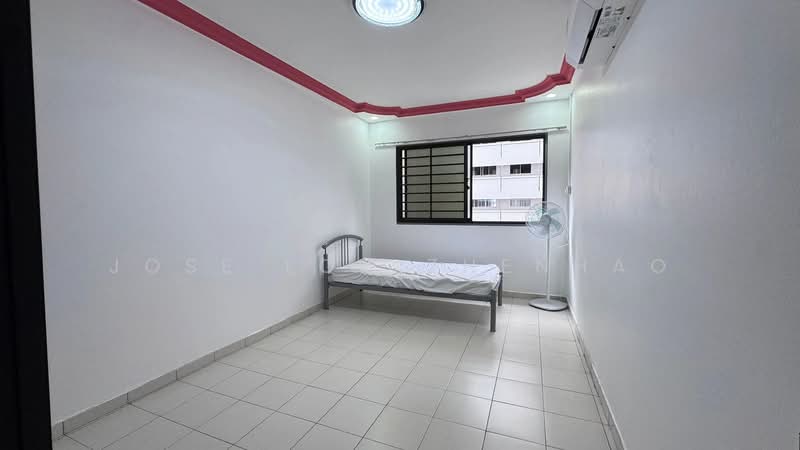 976 Jurong West Street 93, 976 Jurong West Street 93, 3 Bedrooms, 1,302 sqft, HDB Flat For Sale, by Jose Loh Zhenhao, 500124530 - Bedroom - PropertyGuru.com.sg