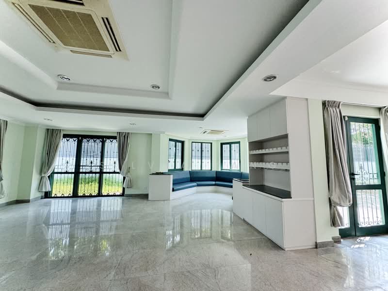 Windsor park estate, Windsor park estate, 6 Bedrooms, 6,000 sqft, Bungalow House For Rent, by Silvia Yang, 500124537 - PropertyGuru.com.sg