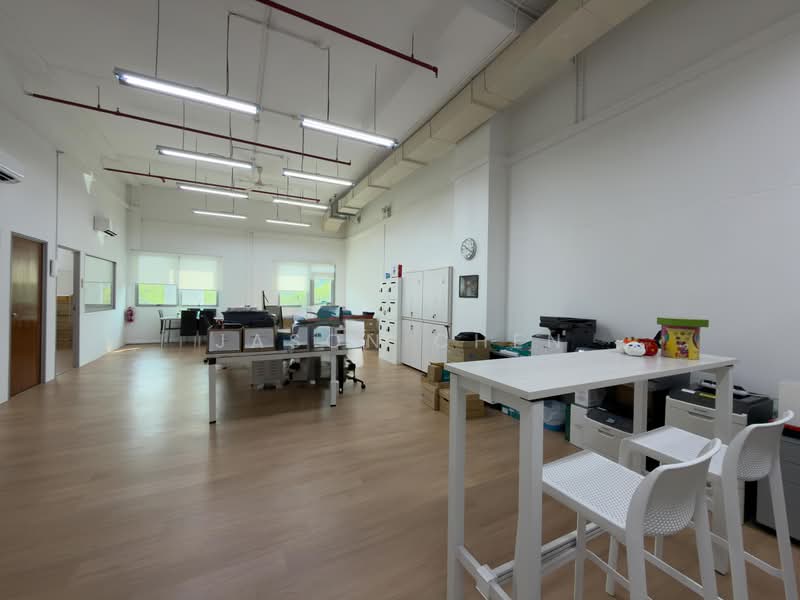 TCH Techcentre, 71 Toh Guan Road East, 2,121 sqft, Light Industrial (B1) For Rent, by Jason Chen, 500124545 - Interior - CommercialGuru.com.sg