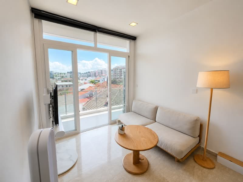 Palmera East, 29 Lorong Melayu, 1 Bedroom, 431 sqft, Apartment For Sale, by Angela Lee, 500124547 - Living Room - PropertyGuru.com.sg