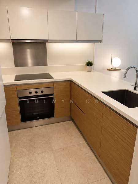 Marina Bay Residences, 18 Marina Boulevard, 1 Bedroom, 732 sqft, Condominium For Sale, by Sulwyn Ong, 500124549 - Kitchen - PropertyGuru.com.sg