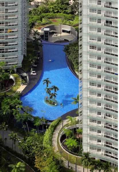 Saint Thomas Suites, 33 St Thomas Walk, 4 Bedrooms, 2,013 sqft, Condominium For Rent, by Yammie Ho, 500124551 - Pool - PropertyGuru.com.sg