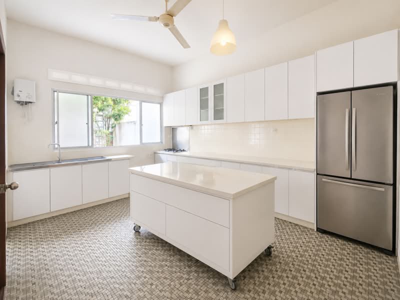 Next to Macritchie resevoir semi d for rent, , 4 Bedrooms, 3,000 sqft, Semi-Detached House For Rent, by Alex Low 刘经佑, 500124553 - Kitchen - PropertyGuru.com.sg
