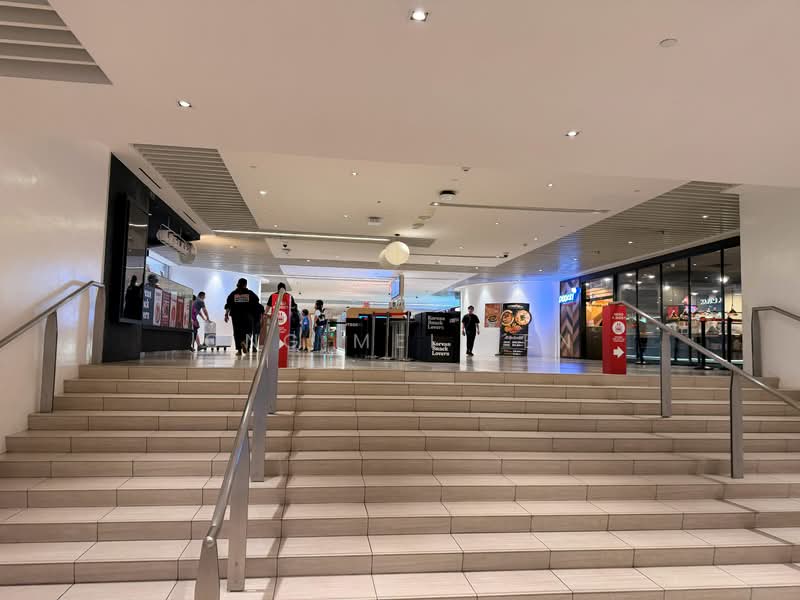 Suntec City Mall, 3 Temasek Boulevard, 279 sqft, Other Retail For Rent, by Ong Mei Fen, 500124558 - Entrance - CommercialGuru.com.sg