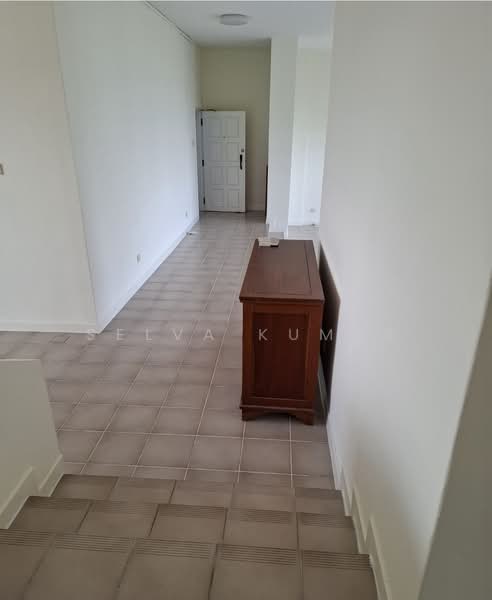 Hua Xin Court, 23A Nallur Road, 3 Bedrooms, 1,970 sqft, Condominium For Rent, by Selva Kumar, 500124559 - Entrance - PropertyGuru.com.sg
